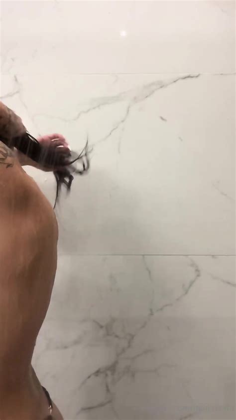 Mia Khalifa Nude Shower Shaving OnlyFans Video Full Videos At