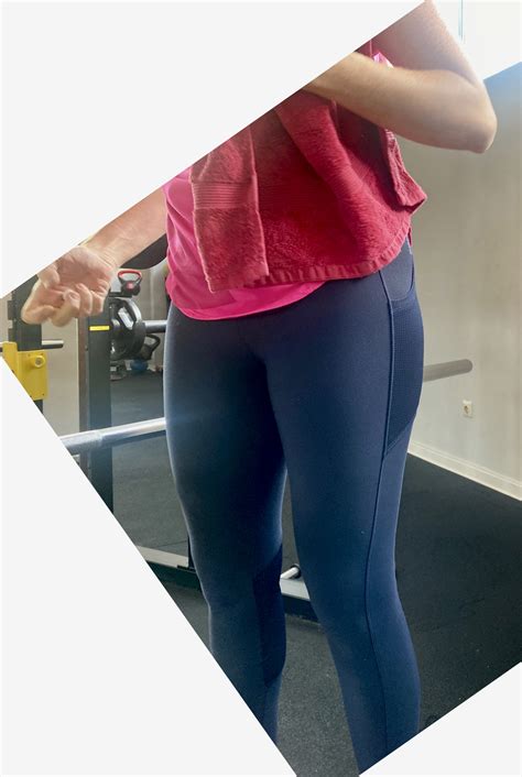 Blonde Milf In Gym Spandex Leggings Yoga Pants Forum