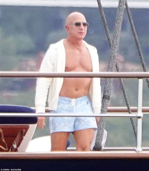 Jeff Bezos Goes Topless With Bikini Clad Girlfriend Lauren Sanchez On Yacht Off Spain Daily