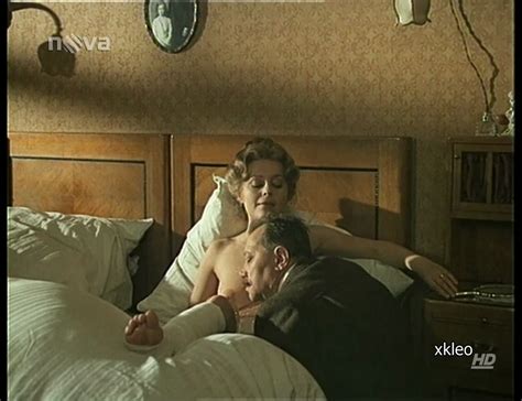 Naked Magda Vasaryova In Postriziny