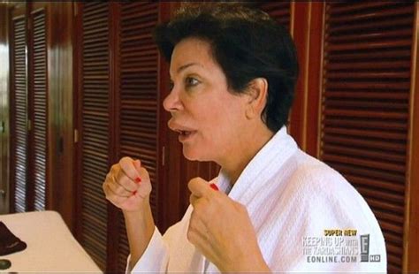 Matka Kim Kardashian Pozuje W Bikini Foto Pudelek