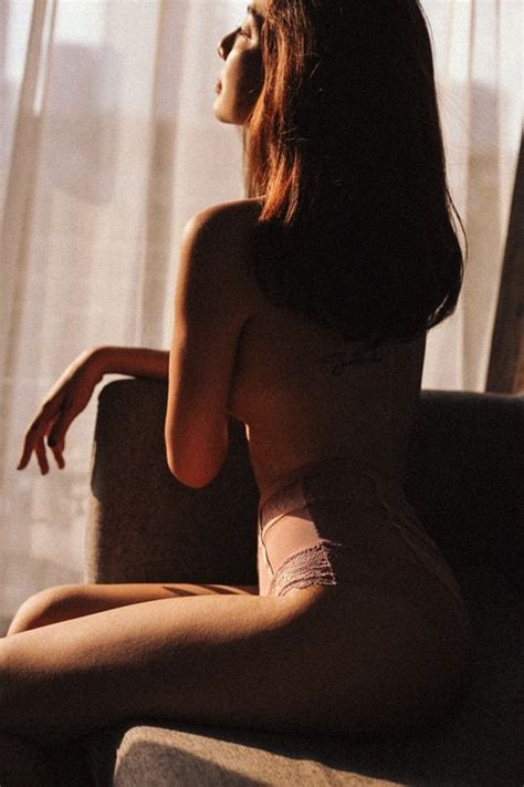 Dịch vụ chụp ảnh Nude trong nhà Picture vn