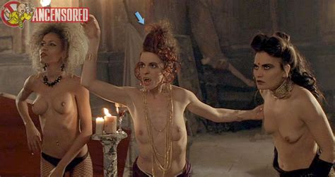 Adriana Butoi nude pics página 1