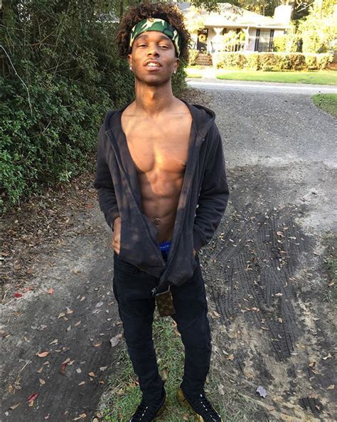 Pin By Artistic Mystic On Hot Black Men Light Skin Girls Light Skin Men Dark Skin Men