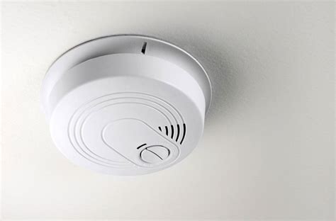 Какие тепловые и дымовые точечные пожарные извещатели используются в АПС