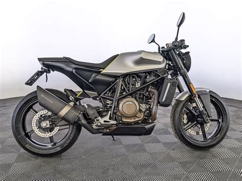 Купить б у Husqvarna Vitpilen инжектор передач в Красногорске серый naked bike года