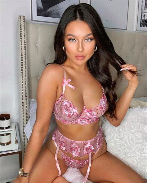 Femme Ensemble Lingerie Dentelle Brassière Jarretière Sexy Porte Jarretelles Soutiens Gorge