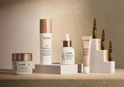 Review kem dưỡng Babe Stop AKN Mattifying Moisturiser xanh lá có thật sự chân ái cho da dầu