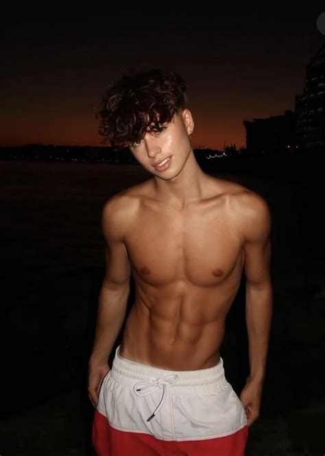 Pinterest Cute Guys Cute Celebrity Guys Cute Blonde Guys