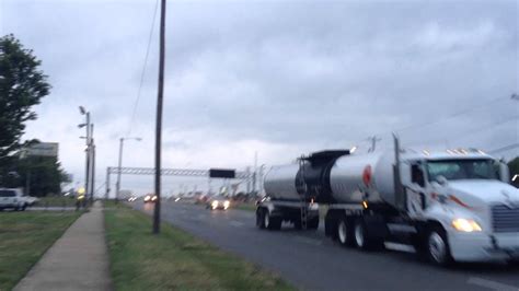 Mack Cx613 Vision Tanker Truck Youtube