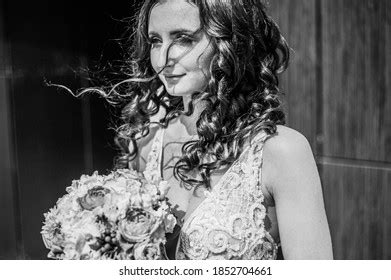 Black White Naked Woman Body Scape Stock Photo 253681075 Shutterstock