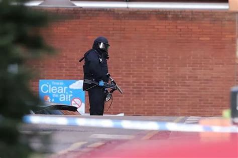 Man Held In Leeds St Jamess Hospital Security Scare Re Arrested Over