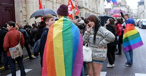 Côte d Or manifestation Dijon première gay pride samedi sur fond de mariage pour tous
