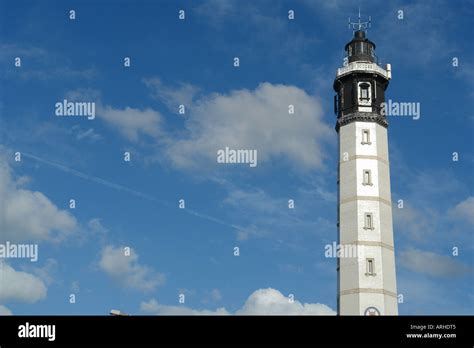 Lighthouse Of Calais Northern France Stock Photo Alamy