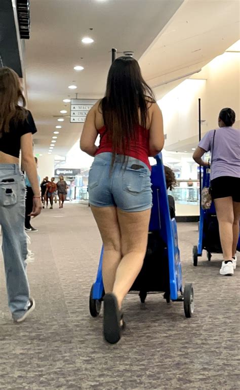 Latina Milf Shorts Short Shorts Volleyball Forum