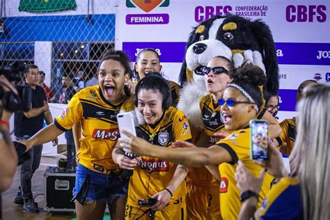 Equipe Tabo O Magnus Tricampe Da Copa Do Brasil De Futsal Feminino