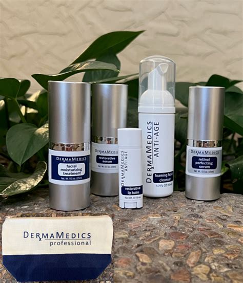 The Traveler 5 Product Kit Dermamedics Naturally Simple Skincare