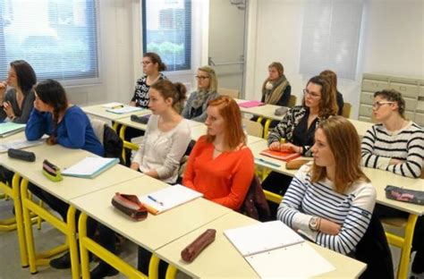 Formation Aide Soignante Ecole Trouver Une Formation Dans Le Domaine