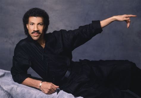 lionel richie neavenasrina
