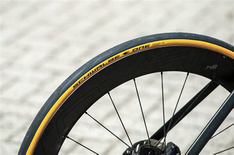 Review: Schwalbe One Classic-Skin banden - Racefietsblog.nl