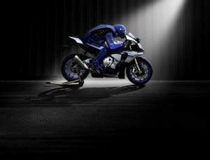 motobot yamaha tem  aula  valentino rossi tmoto magazine