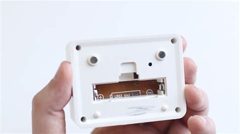 3 Ways to Make a Potato Clock - wikiHow