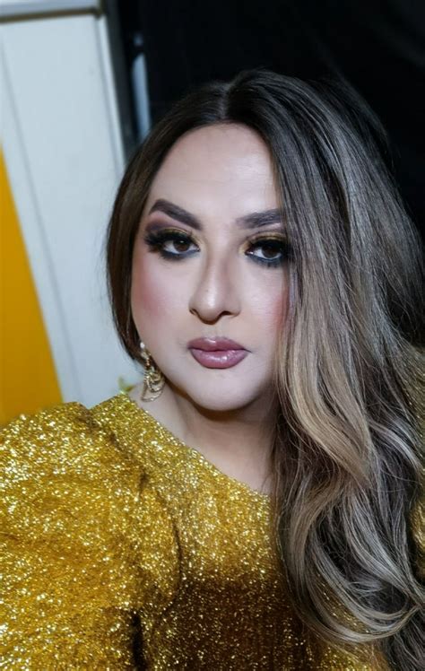 Polla Top Vers Shemale Escort In Santa Ana CA HOT