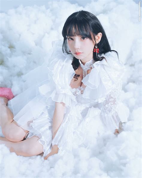 Magenta62 Nude The Fappening Photo 7384099 FappeningBook