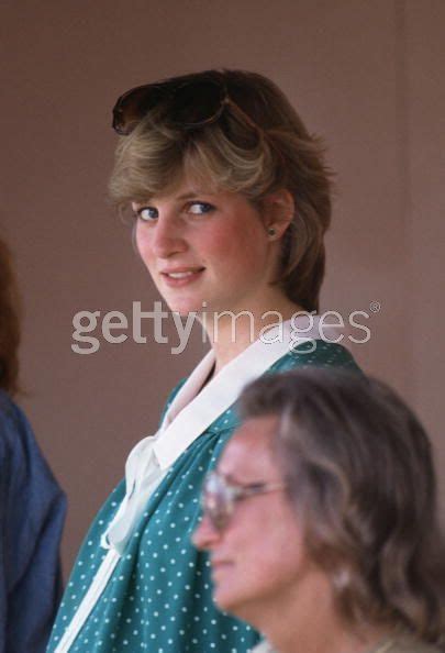 Fanletebud Princess Diana Hot