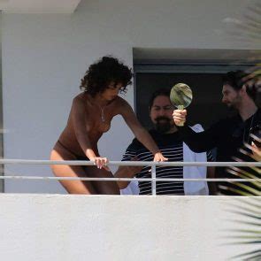 Eden Fines Nude Boobs For Photo Shooting Scandal Planet