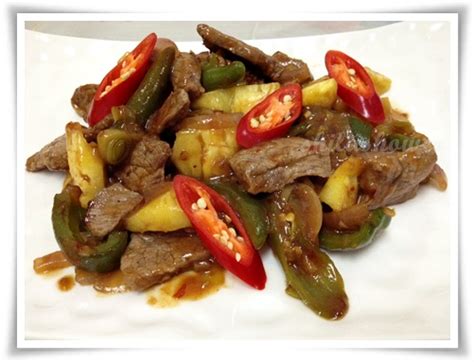 Thai Fried Beef With Pineapple