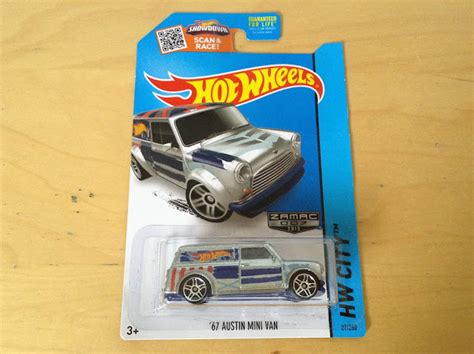 JULIAN S HOT WHEELS BLOG 67 Austin Mini Van 2015 Walmart Exclusive Zamac 7