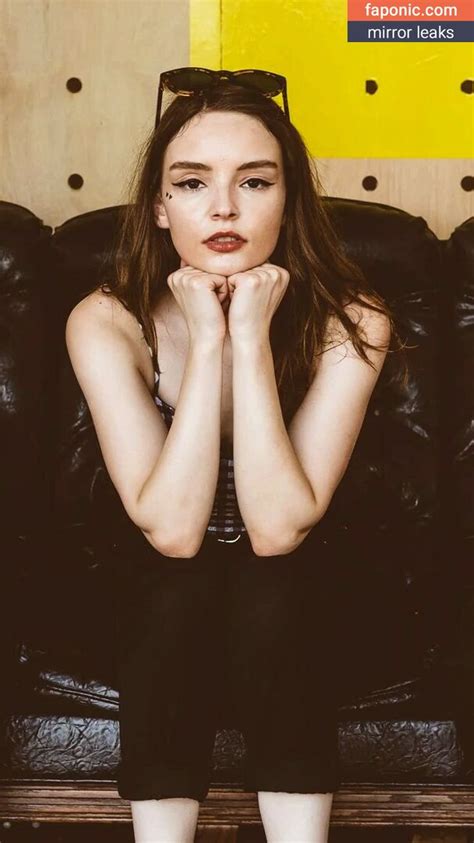 Lauren Mayberry Aka Laurenevemayberry Nude Leaks Photo 907 Faponic