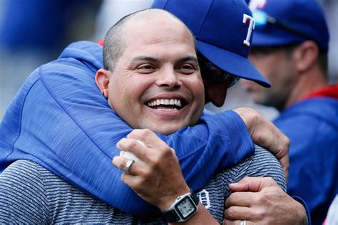 Ivan Rodriguez Sheds Tears Of Joy Following Baseball Hall Of Fame Call