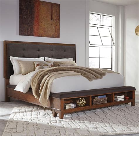 Signature Design by Ashley Ralene King Upholstered Bed with Bench