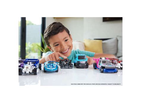 اسباب بازی فقط توی توی TOY TOY پک تایی ماشین های Hot Wheels سری Pull Back Speeders مدل