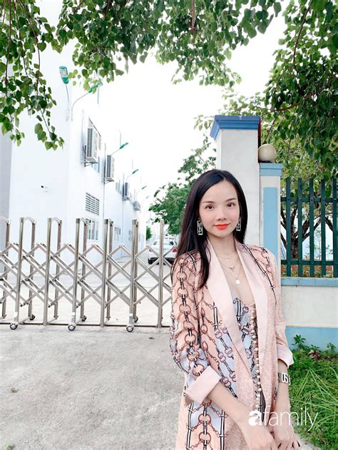 Hot girl bóng đá khoe bụng bầu 6 tháng thon gọn bất ngờ tiết lộ bí quyết chỉ tăng cân vào con