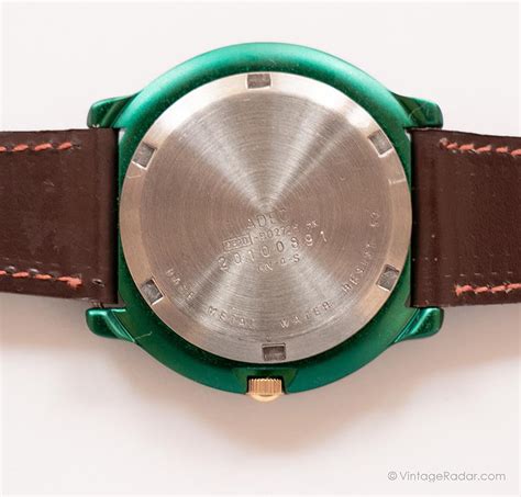 Vintage Emerald Green Adec Quarz Uhr Mit Braunem Lederband Vintage Radar