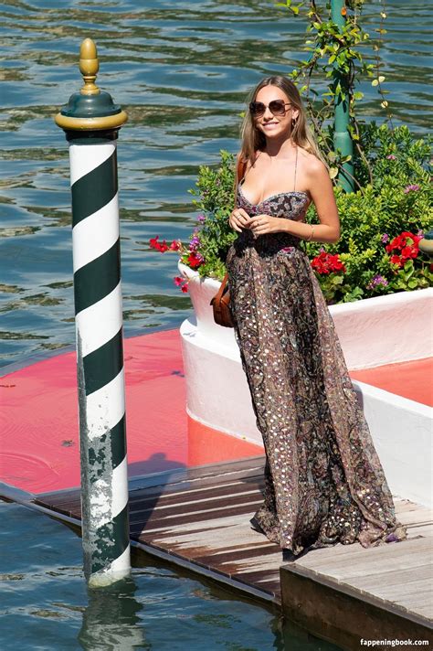 Ester Expósito Nude OnlyFans Leaks Fappening Page 4 FappeningBook