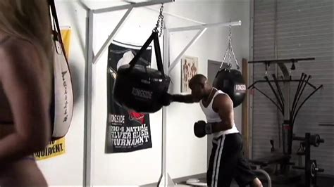 Sexe Interracial Avec Sara Jay Une MILF Aux Seins Fermes Se Fait Baiser XHamster