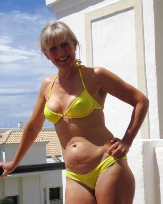 Mature Milfs Gilfs Swimsuit Or Bikini Porn Pictures XXX Photos Sex