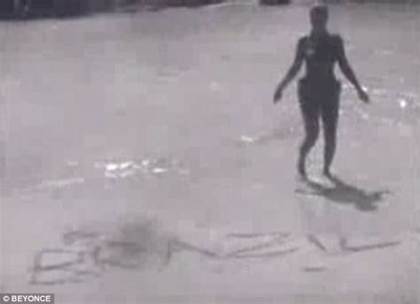 Beyoncé Bares Her Bikini Bod for New Brazilian Tour Promo Video And