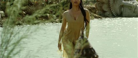 Aishwarya Rai Bachchan Nude The Fappening Photo Fappeningbook