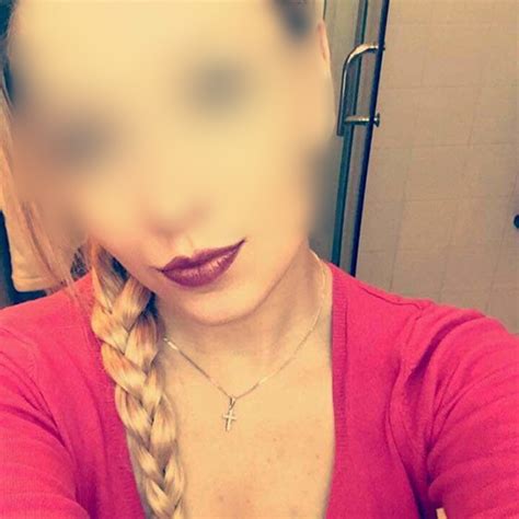 Blonde très coquine cherche rencontre chaude dans le 78