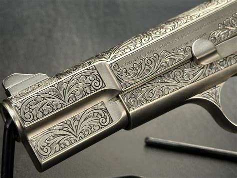 Browning Hi Power Renaissance Engraved Luxus Capital