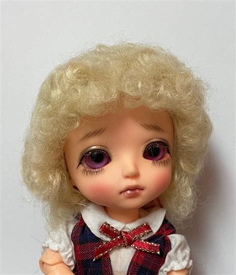 Tomboy Mohair Wig Pale Blonde Size 7 8 Doll Peddlar