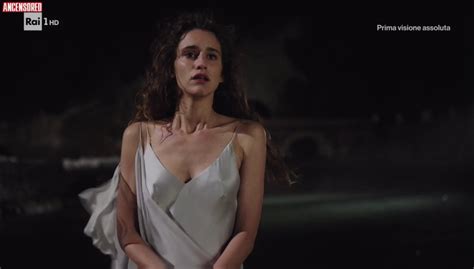 Valentina Bell Nude Pics Page