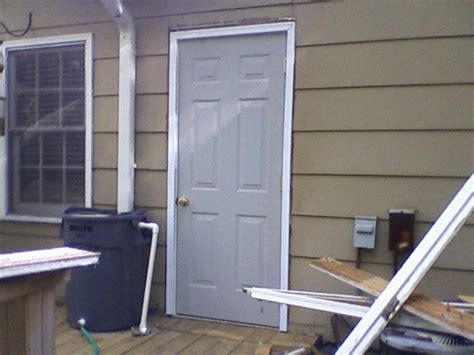 8 Ways To Perfectly Frame Your Entrance: Mastering Brick Molding Installation