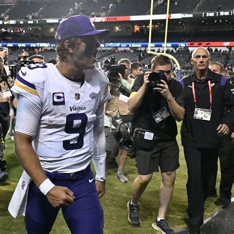 The NFL Officially Has A New Fast-Food Sponsor In 2025 - The Spun