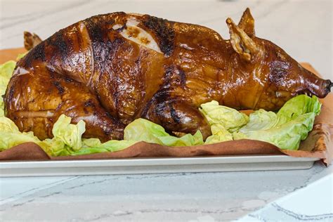 spanish cochinillo asado roast suckling pig carne diem
